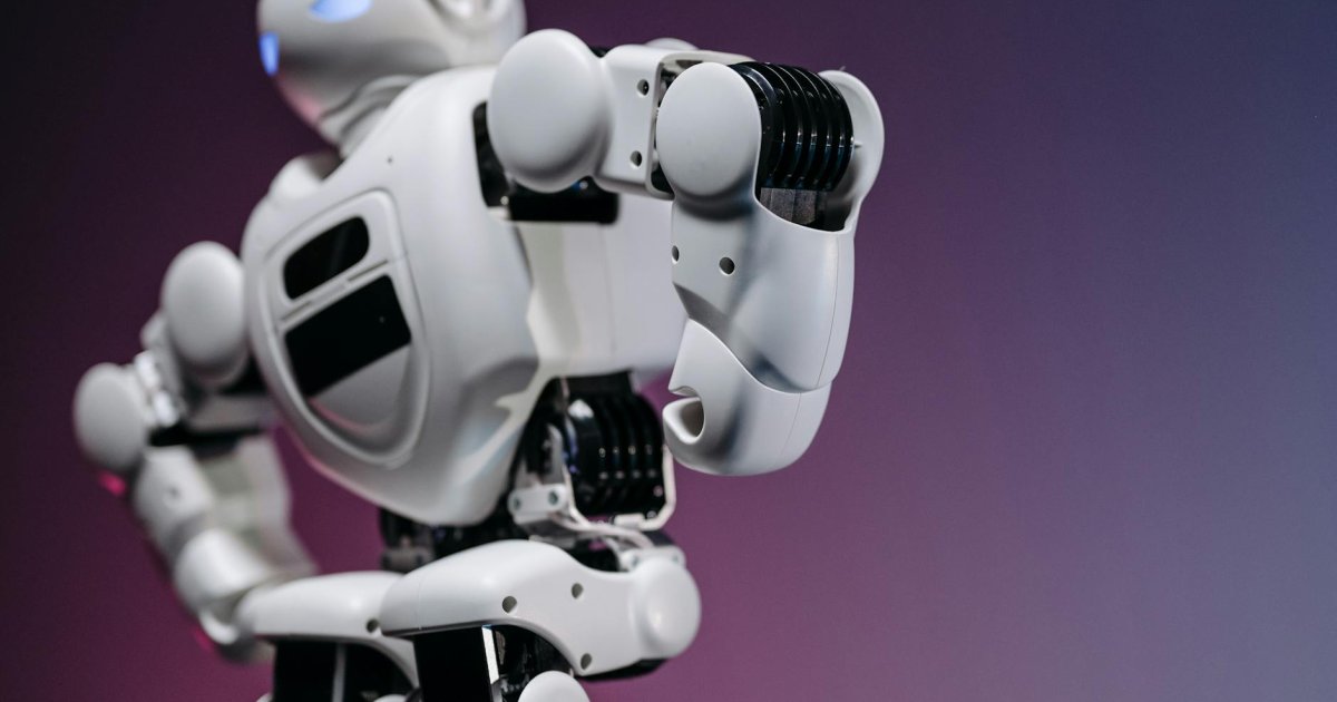Transformação Digital: Como a Inteligência Artificial Pode Revolucionar o Controle de Custos em Pequenos Negócios
