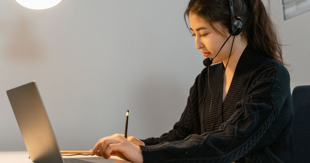 Transforme seu Atendimento com um Assistente Virtual: Guia Prático para Pequenos Negócios