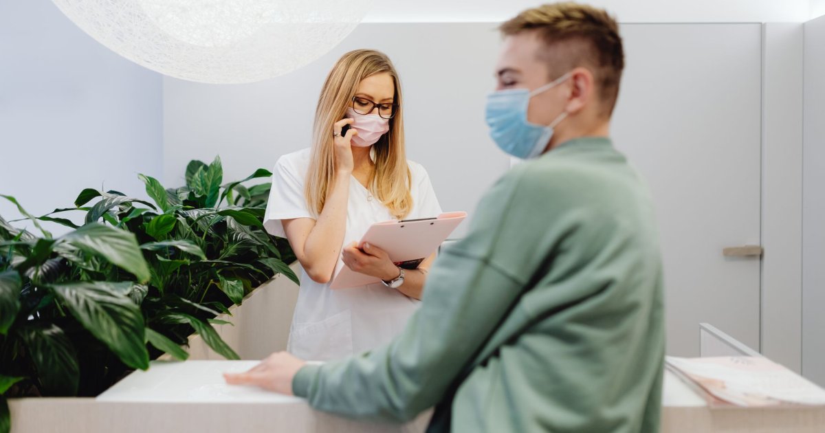 Como uma Clínica de Estética Dobrou Seus Agendamentos com Atendimento Automático